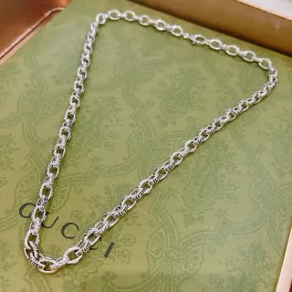 Collier Gucci Argent Chaîne Interlocking G-Logo Gravé Maillons Oval Curb-Style