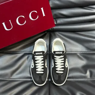 Gucci Tennis 1977 Sneakers Lifestyle en Negro y Blanco