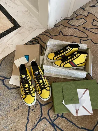 Gucci Tennis 1977 Tênis lifestyle com riscas web em amarelo 3