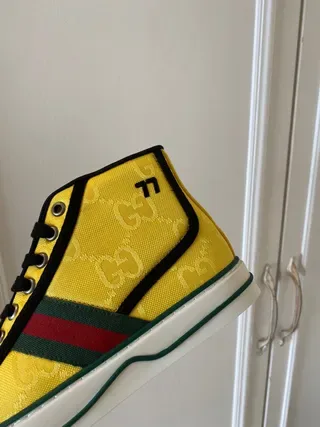 Gucci Tennis 1977 Tênis lifestyle com riscas web em amarelo 8