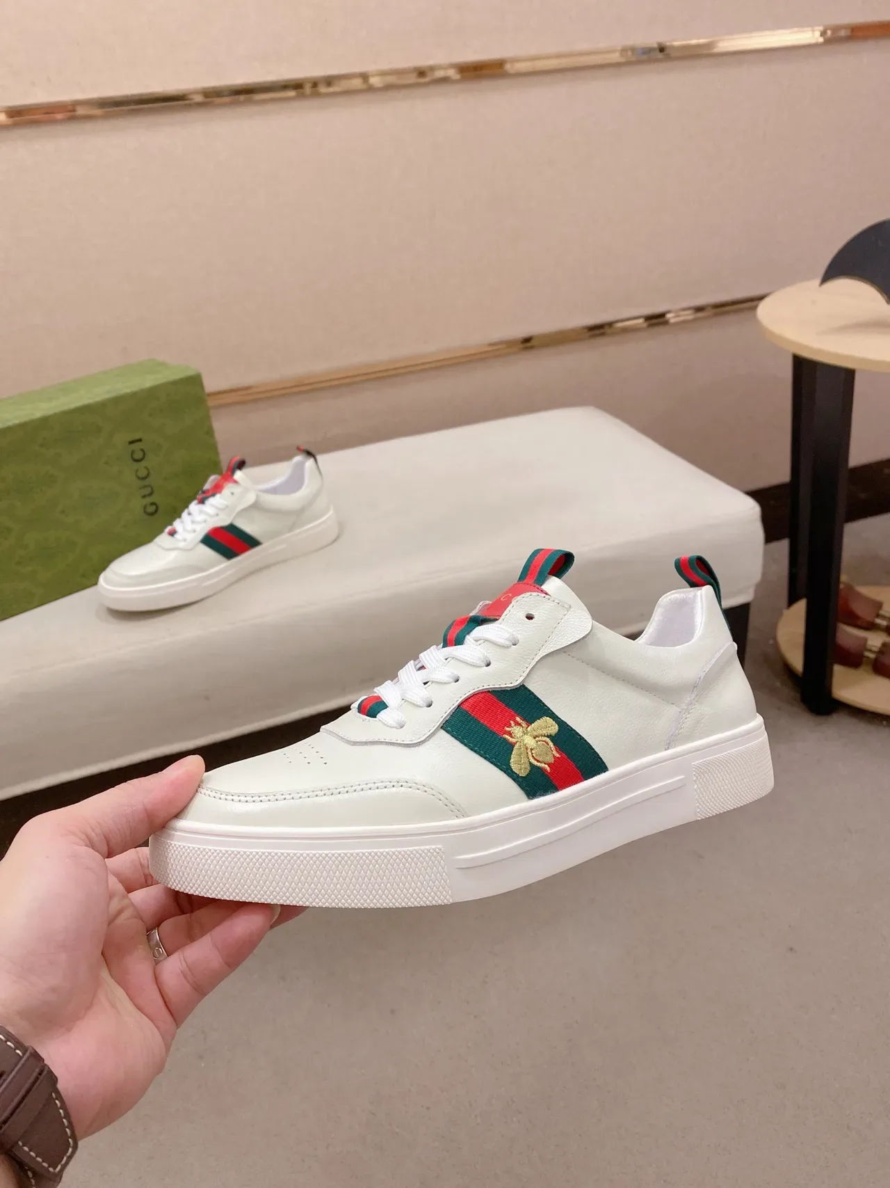 Gucci White Green Leather Web Stripe Lifestyle Sneakers 3
