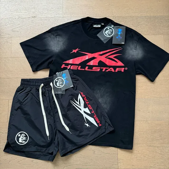 Hellstar Graphic-Print Crewneck T-Shirt and Drawstring Shorts Casual Set 5