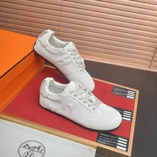 Hermès Beige Suede Low-Top Lifestyle Sneakers