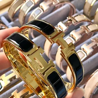 Hermès Clic H 金色黑色金属珐琅镶嵌手链