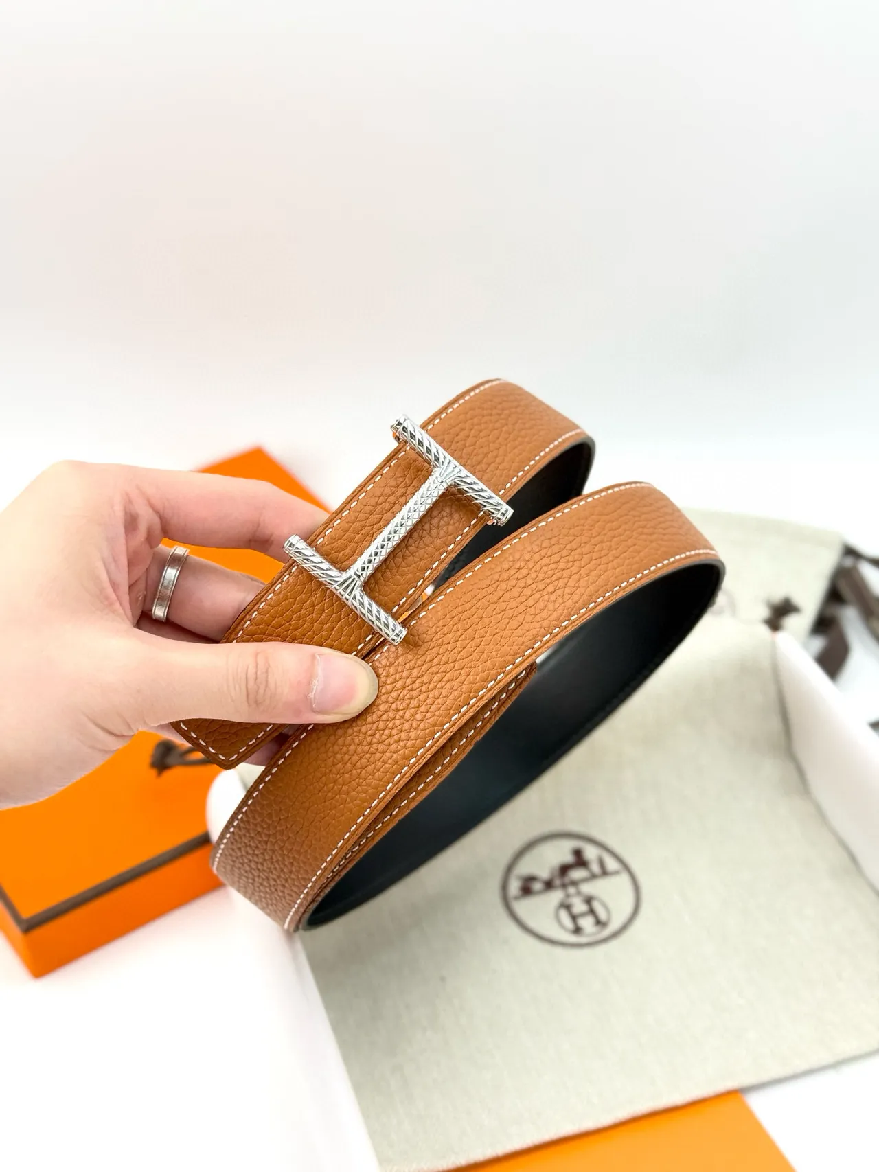 Hermès Constance Belt Marron Or Grainée Tordue H-Buckle Ceinture en Cuir 5