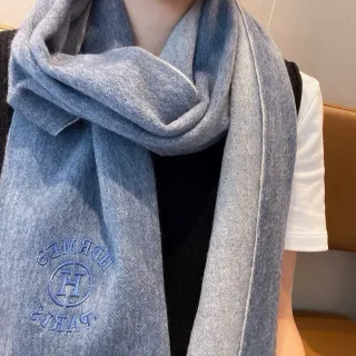 Hermès Logo bordado Heather Blue Cashmere cachecol