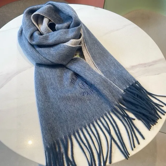 Hermès Logo brodé Bleu Heather Cashmere écharpe 3