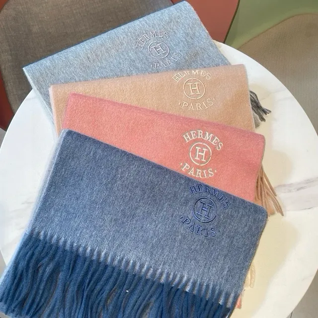 Hermès Logo brodé Bleu Heather Cashmere écharpe 9