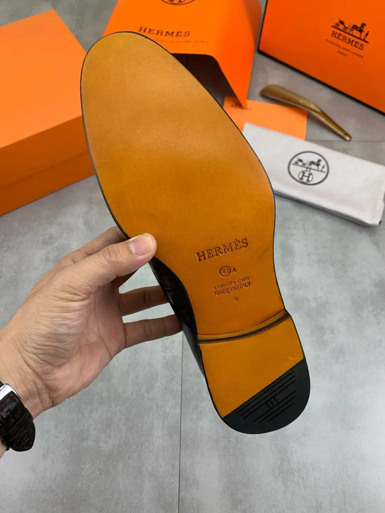 Hermès H-Buckle काला मगरमछ त्वचा पुरुष मंकी जूते 4