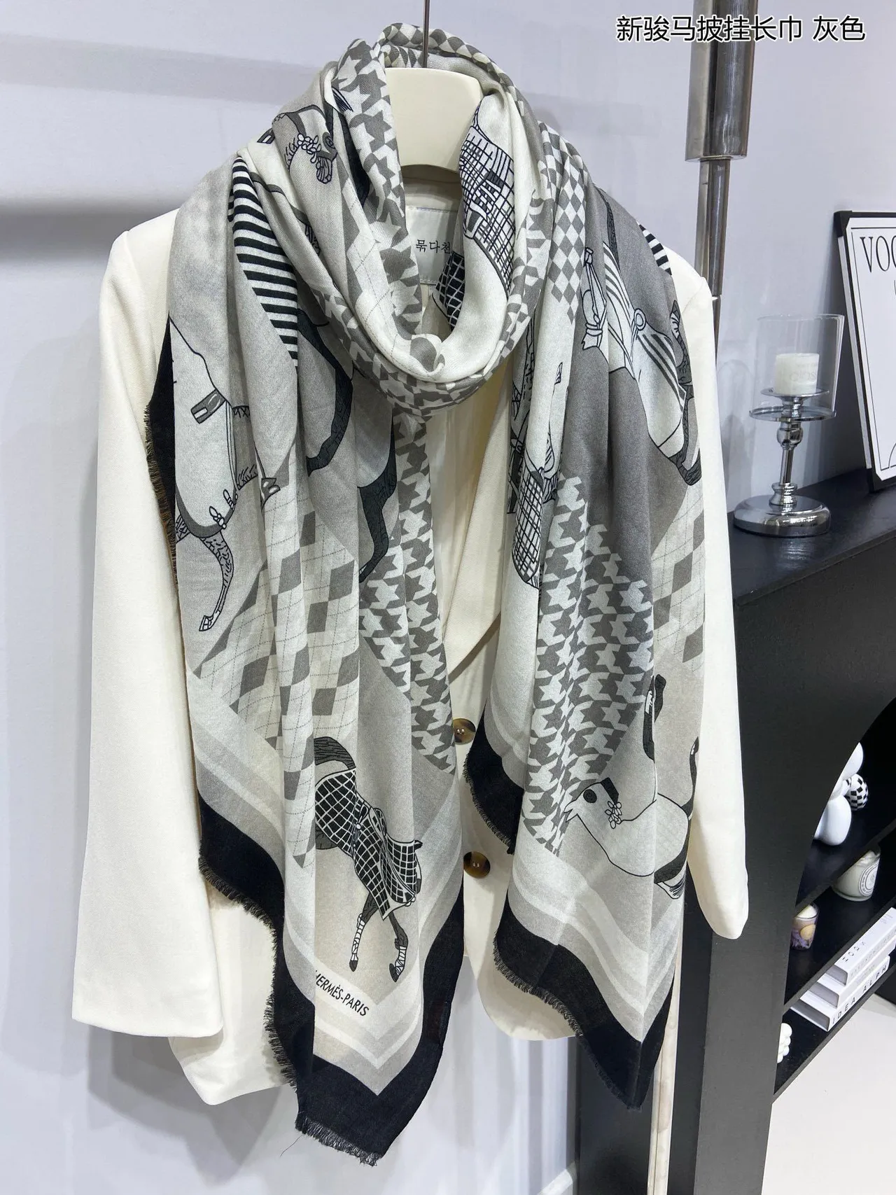 Hermès motivo de cavalo patchwork geométrico cinza xale 8