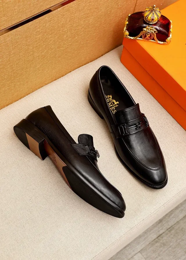 Loafers Hermès Oran en cuir texturé noir avec boucle H 3