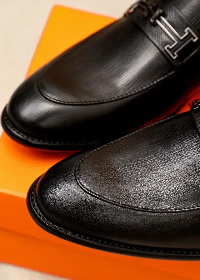 Loafers Hermès Oran en cuir texturé noir avec boucle H 8
