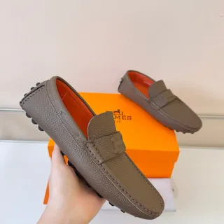 Hermès Oran 棕橙色 荔枝纹皮革 H-Strap 乐福鞋