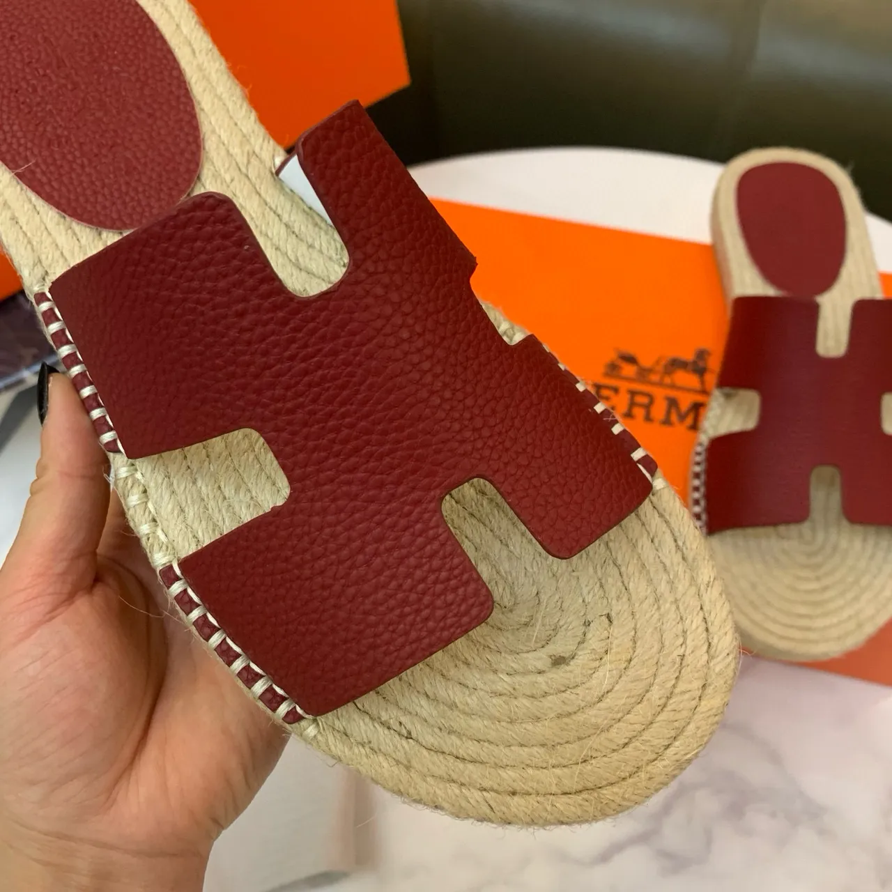Hermès Oran نعال جلدية وبورجوندي يوت 6