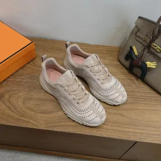 Hermès ছিদ্রিত স্যুড বেইজ লাইফস্টাইল স্নিকার