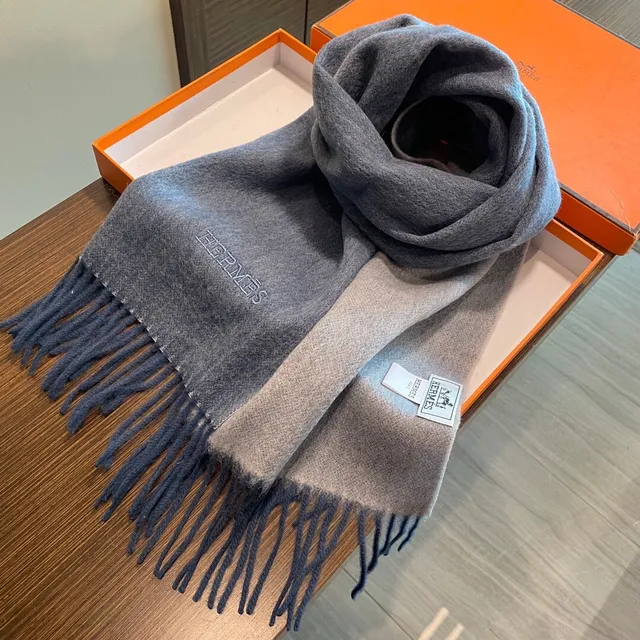 Hermès cachecol em cachemira cinza-bege com gradiente de duas cores 5
