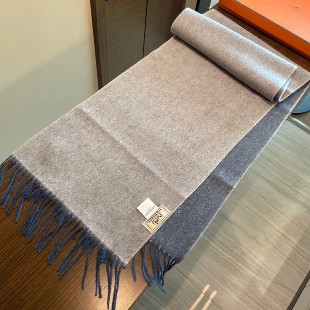 Hermès cachecol em cachemira cinza-bege com gradiente de duas cores 8