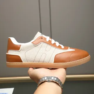 Hermès টু-টোন চামড়া এবং জাল স্নিকার