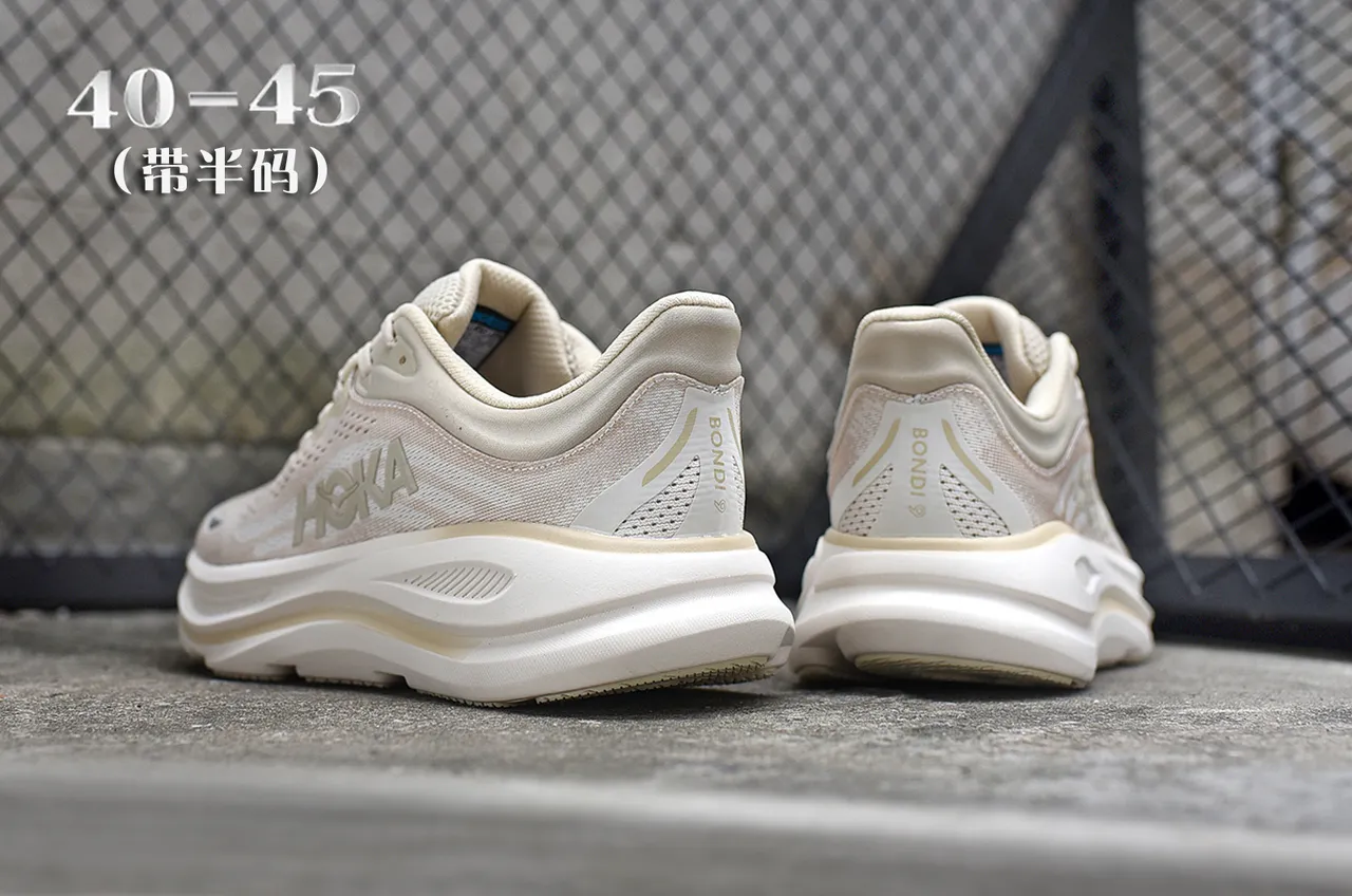 Hoka Clifton Beige Malla ingenieril en la parte superior Media suela esculpida gruesa Zapatillas de running 6