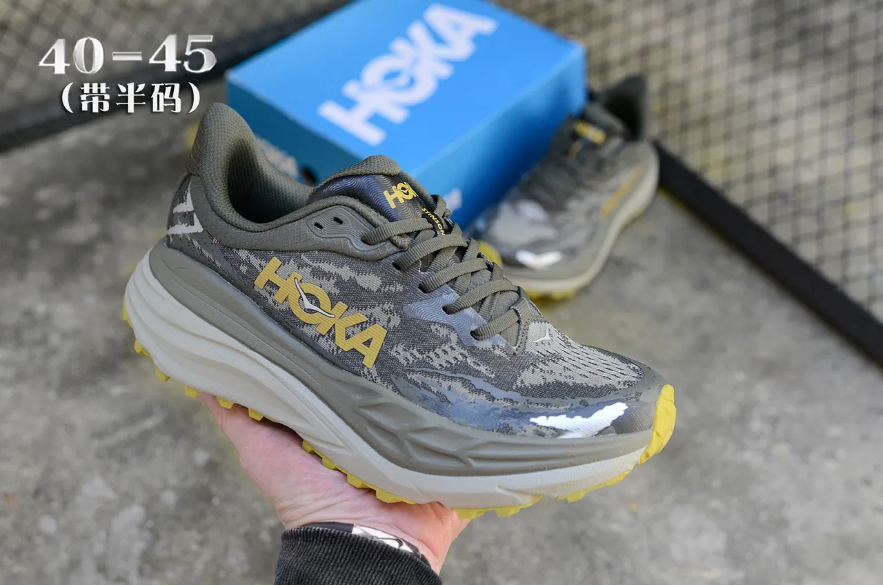Hoka Speedgoat कैमोफ्लाज ट्रेल रनिंग जूते 3