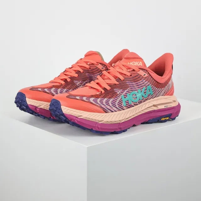 Hoka Speedgoat नारंगी बैंगनी बहुस्तरीय मध्य सोल रॉकर शेप्ड सोल दौड़ने की जूते 2