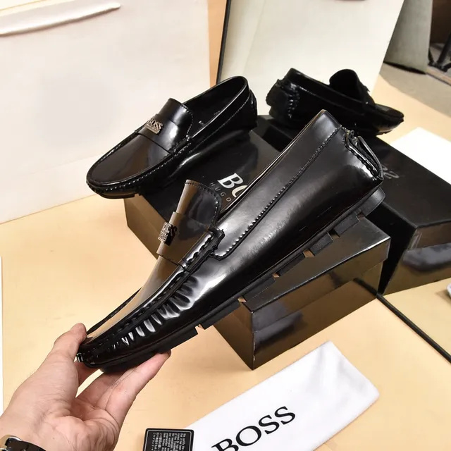 Hugo Boss Loafer de Cuero Charol Negro 7