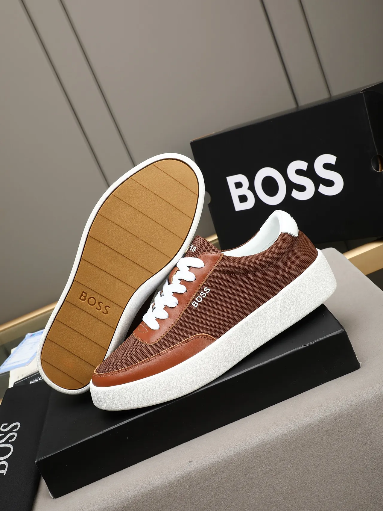 Hugo Boss Zapatillas Lifestyle de Plataforma de Malla y Cuero Marrones 4