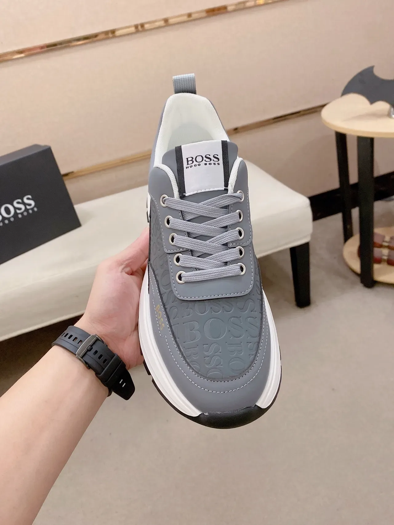 Hugo Boss Gris Monograma Embossado Zapatilla Lifestyle 2