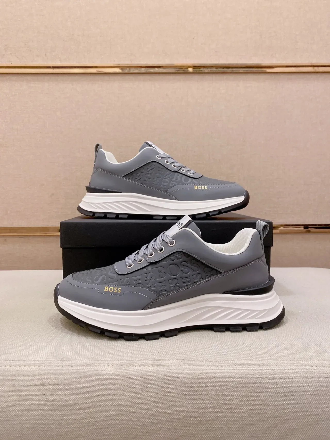 Hugo Boss Gris Monograma Embossado Zapatilla Lifestyle 7