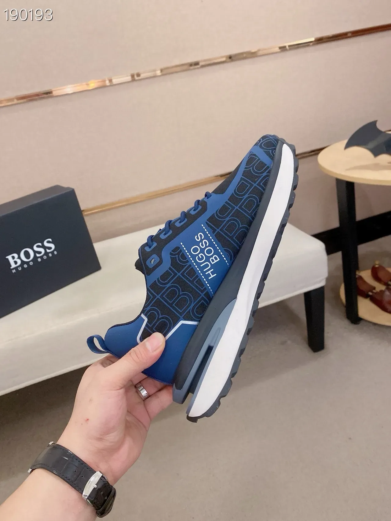 Hugo Boss মনোগ্রাম-প্রিন্ট নেভি এবং ব্ল্যাক লাইফস্টাইল স্নিকার 7