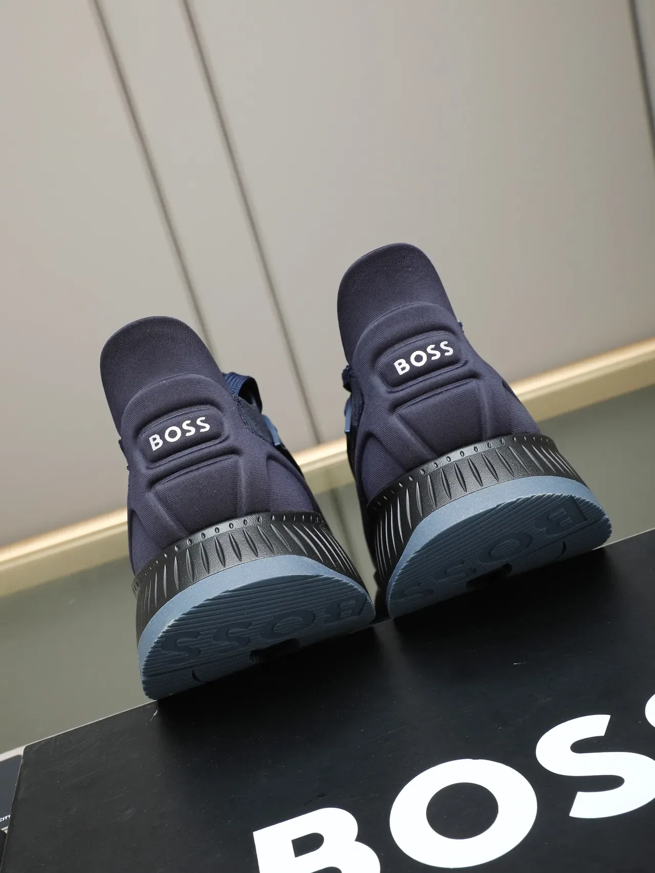 Hugo Boss Sneakers Lifestyle Marinho Preto Tricô Ajuste de Meia Superior Painel de Textura Acanalada 3