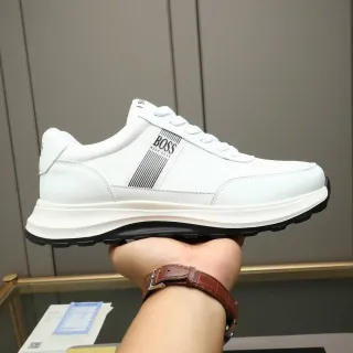Hugo Boss सफेद काला चमड़े जैसी ऊपरी स्ट्राइप्ड लोगो पैनल स्नीकर