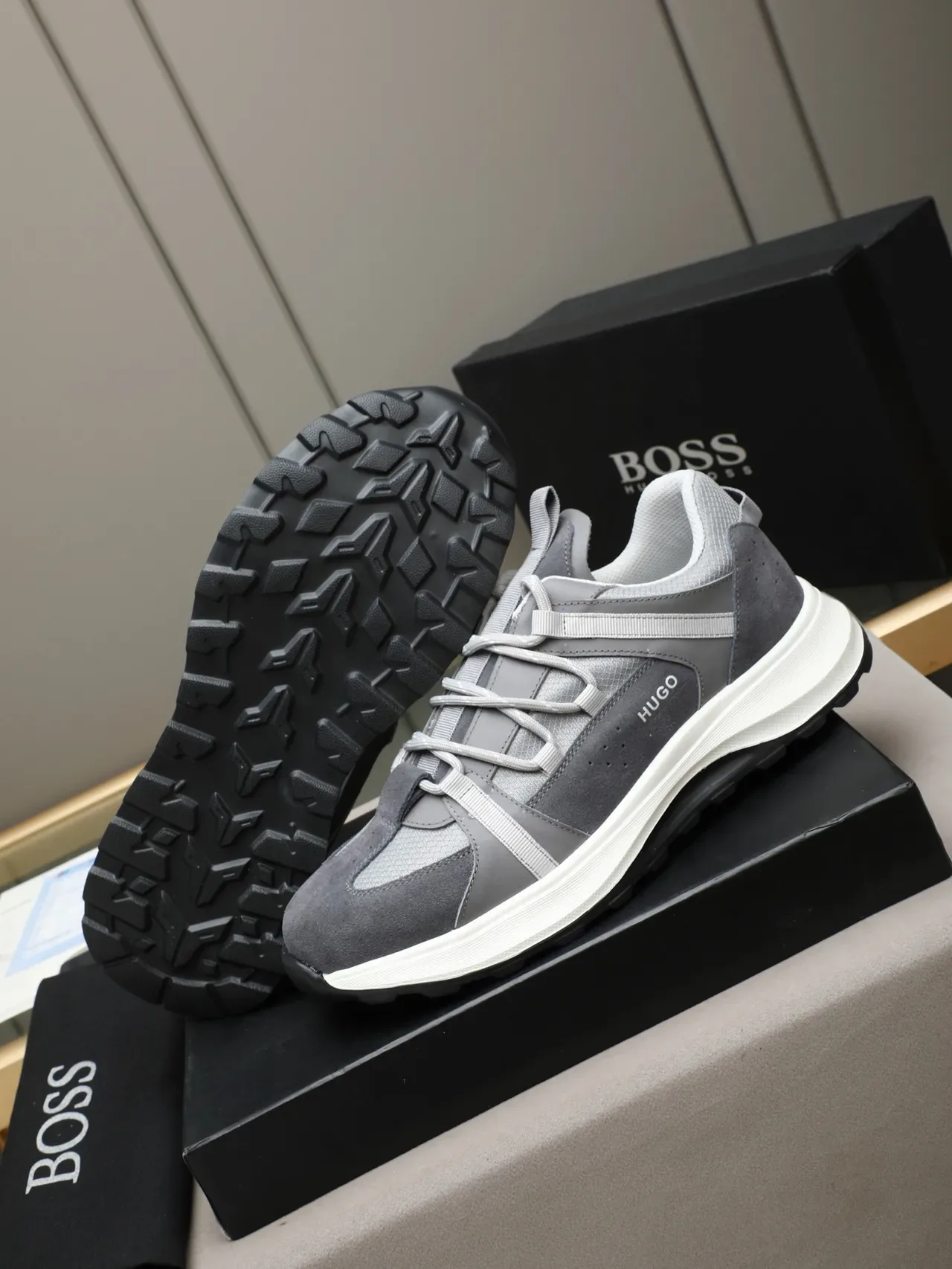 Hugo Gray and White Lifestyle Sneaker 4