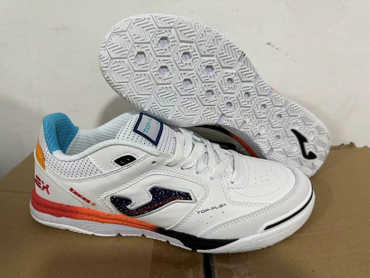 Joma Top-Flex أحذية رياضية أسلوب حياة أبيض نيون أصفر تيل 2
