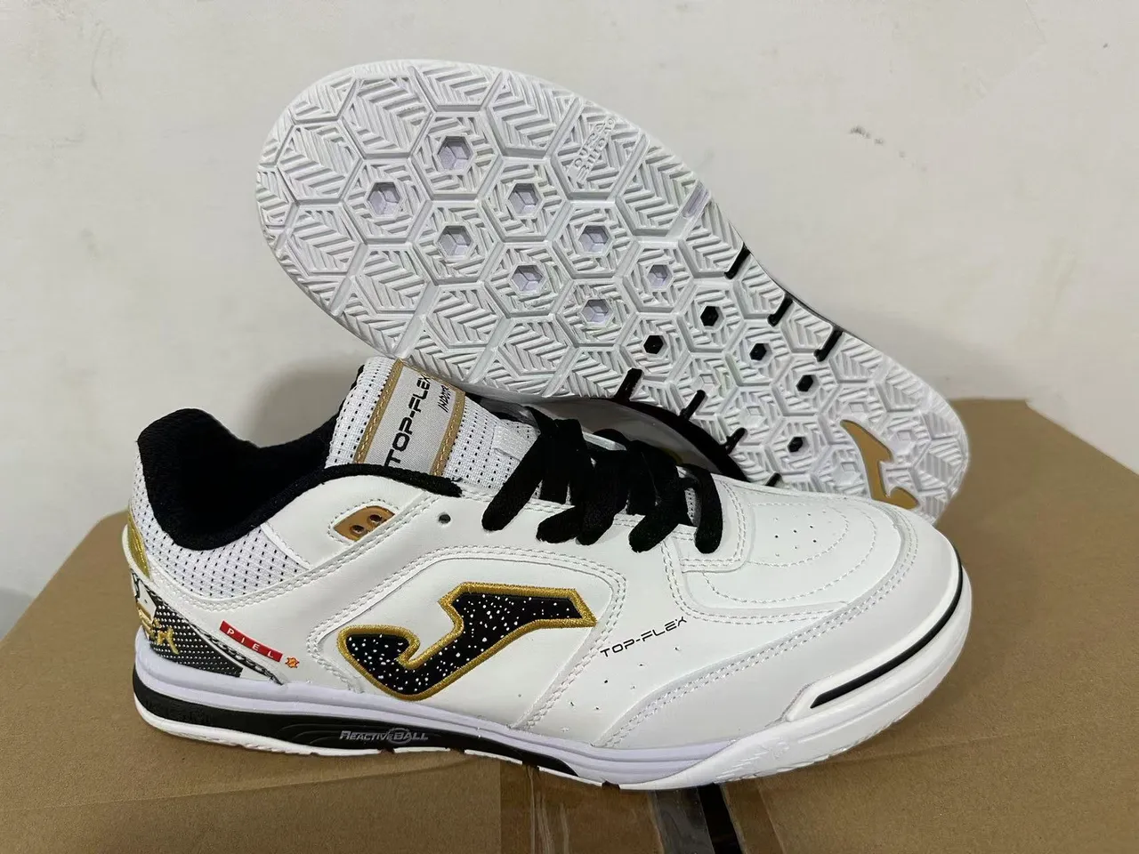 Joma Top-Flex أحذية رياضية أسلوب حياة أبيض نيون أصفر تيل 10