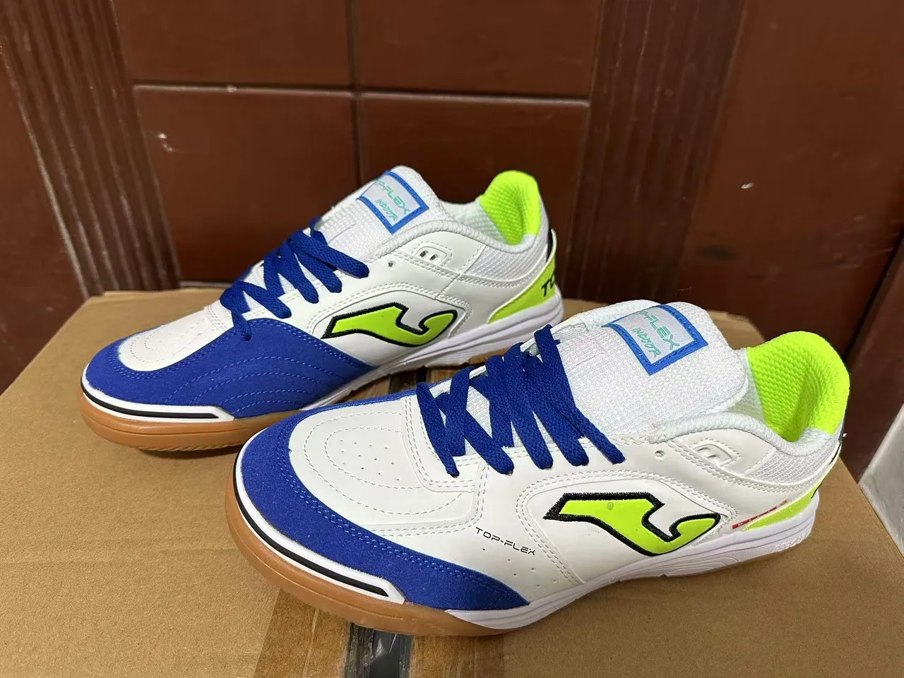 Joma Top-Flex أحذية رياضية أسلوب حياة أبيض نيون أصفر تيل 16