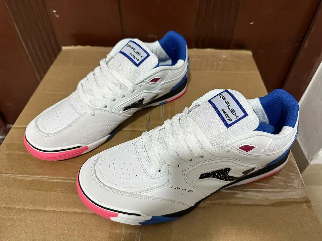 Joma Top-Flex أحذية رياضية أسلوب حياة أبيض نيون أصفر تيل 21