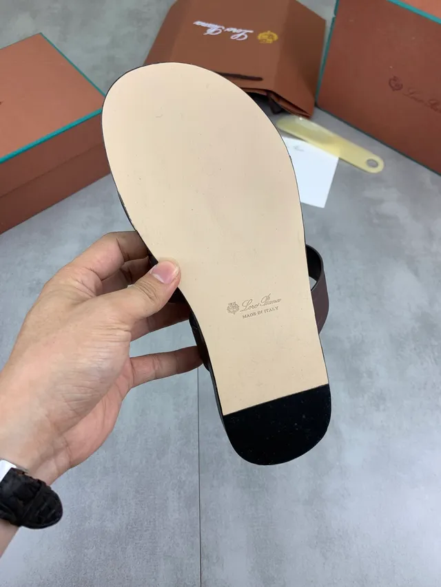 Loewe Anagram Strap Slide marron noir sandales décontractées 6