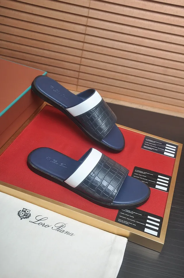 Loro Piana Croc-Embossed Navy and White Zapatilla 7