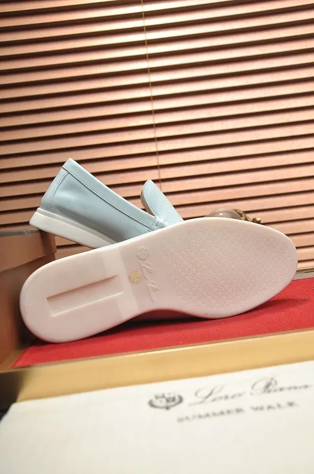 Loro Piana Summer Walk Mocassins en Cuir Off-White 4