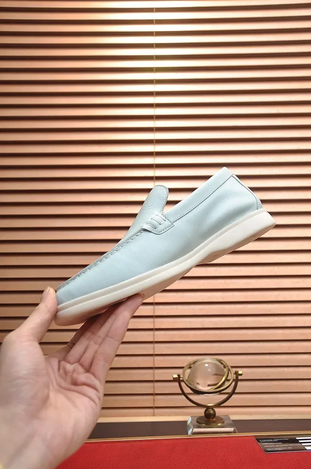 Loro Piana Summer Walk Mocassins en Cuir Off-White 6