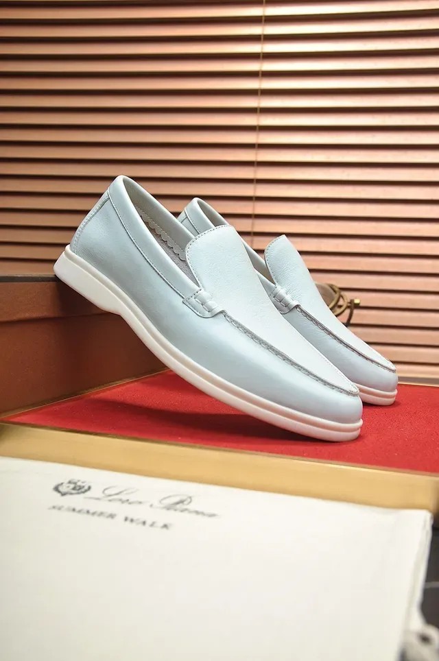 Loro Piana Summer Walk Mocassins en Cuir Off-White 9