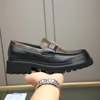 Louis Vuitton কালো বাদামি মোনোগ্রাম ক্যানভাস ট্রিম গোল্ড-টোন বাকল লোফার