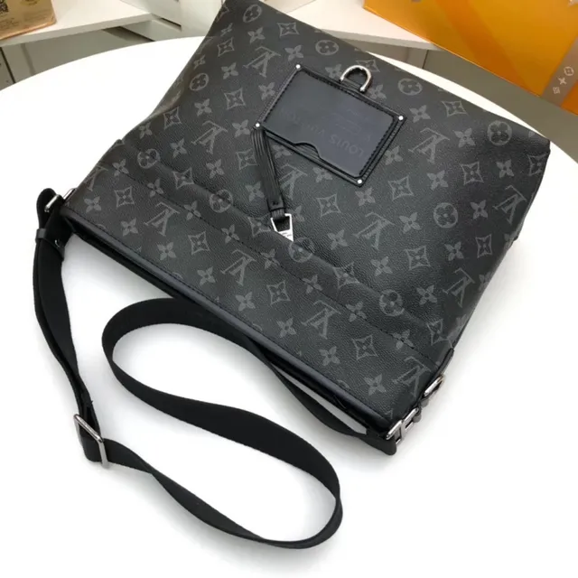 Louis Vuitton Noir Brun Monogramme Toile Enduite Cuir Placa Acento Sac à Bandoulière 4