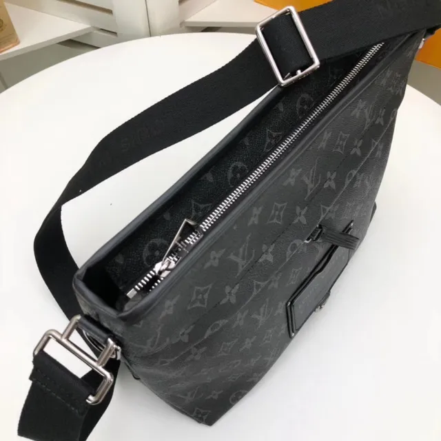 Louis Vuitton Noir Brun Monogramme Toile Enduite Cuir Placa Acento Sac à Bandoulière 5