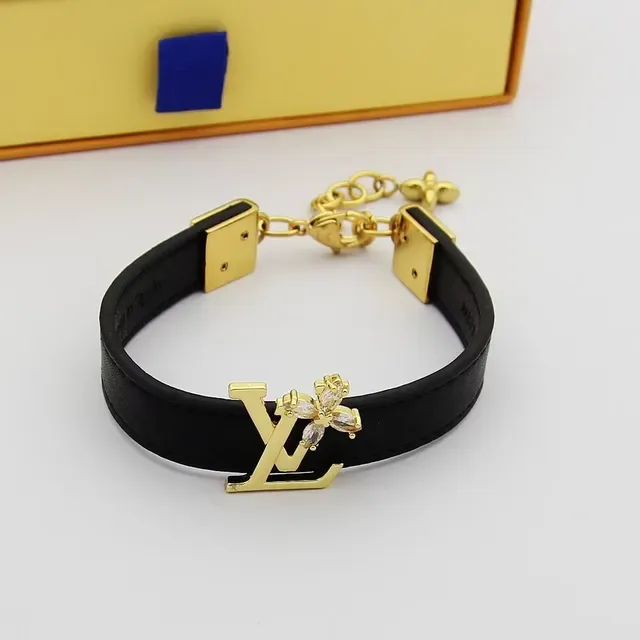 Louis Vuitton কালো সোনালি চামড়ার স্ট্র্যাপ LV Monogram ক্ল্যাস্প ব্রেসলেট 8