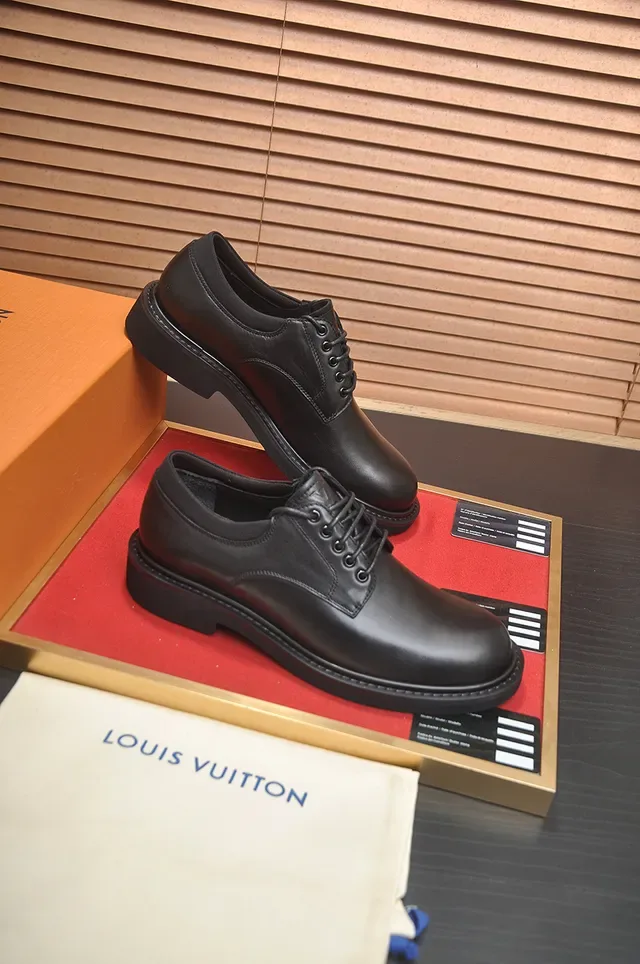 Louis Vuitton Black Leather Cap Toe Oxford Shoes 4