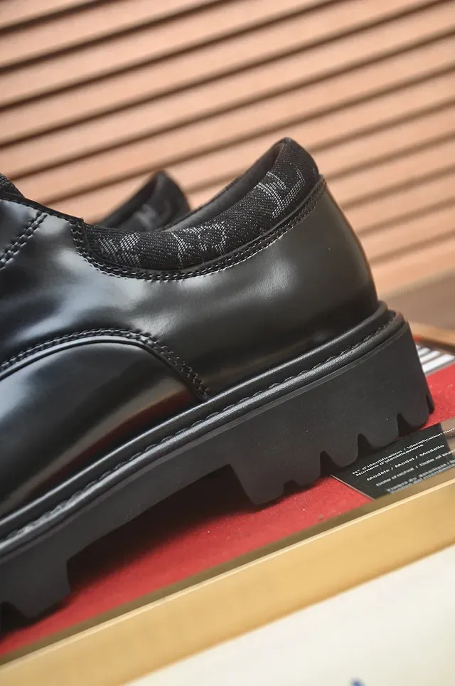 Louis Vuitton Black Polished Leather Oxford Shoes 2