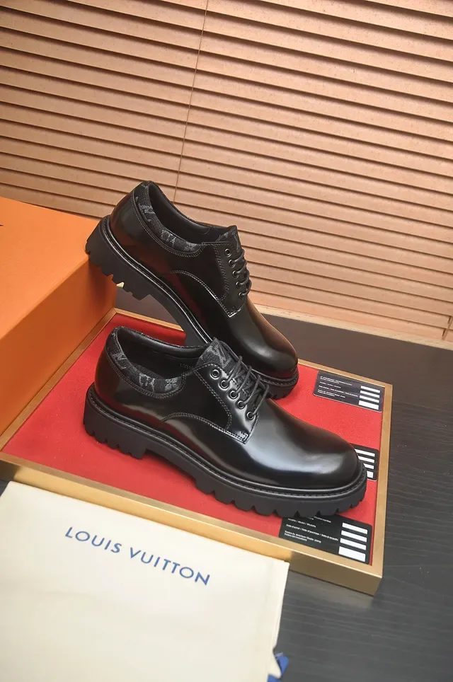 Louis Vuitton Black Polished Leather Oxford Shoes 4