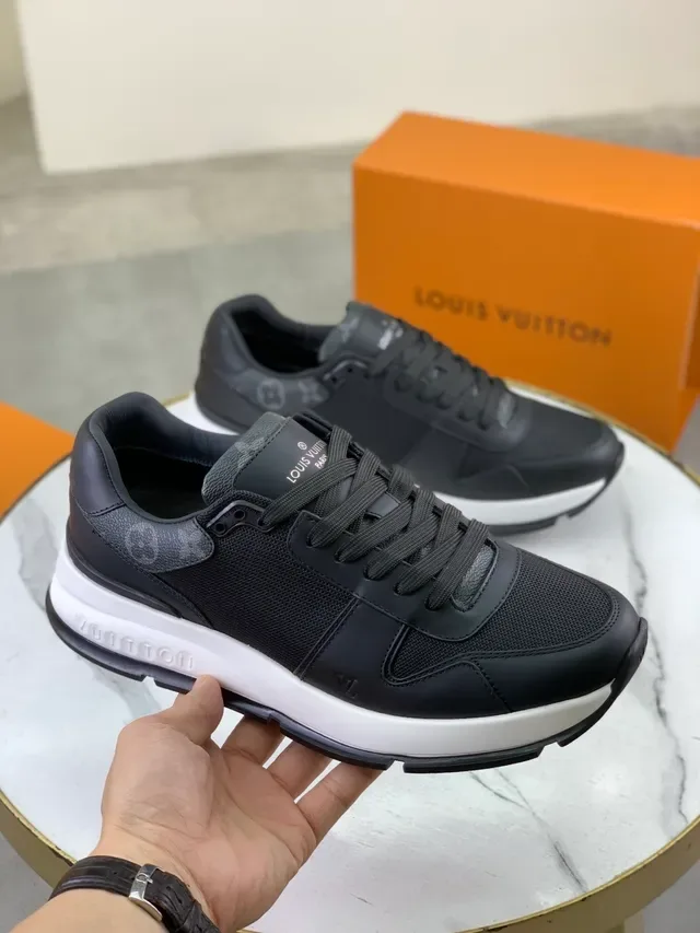 Louis Vuitton Pretos e Brancos Couro e Malha Superior Sola Escultada Lifestyle Sneakers 5